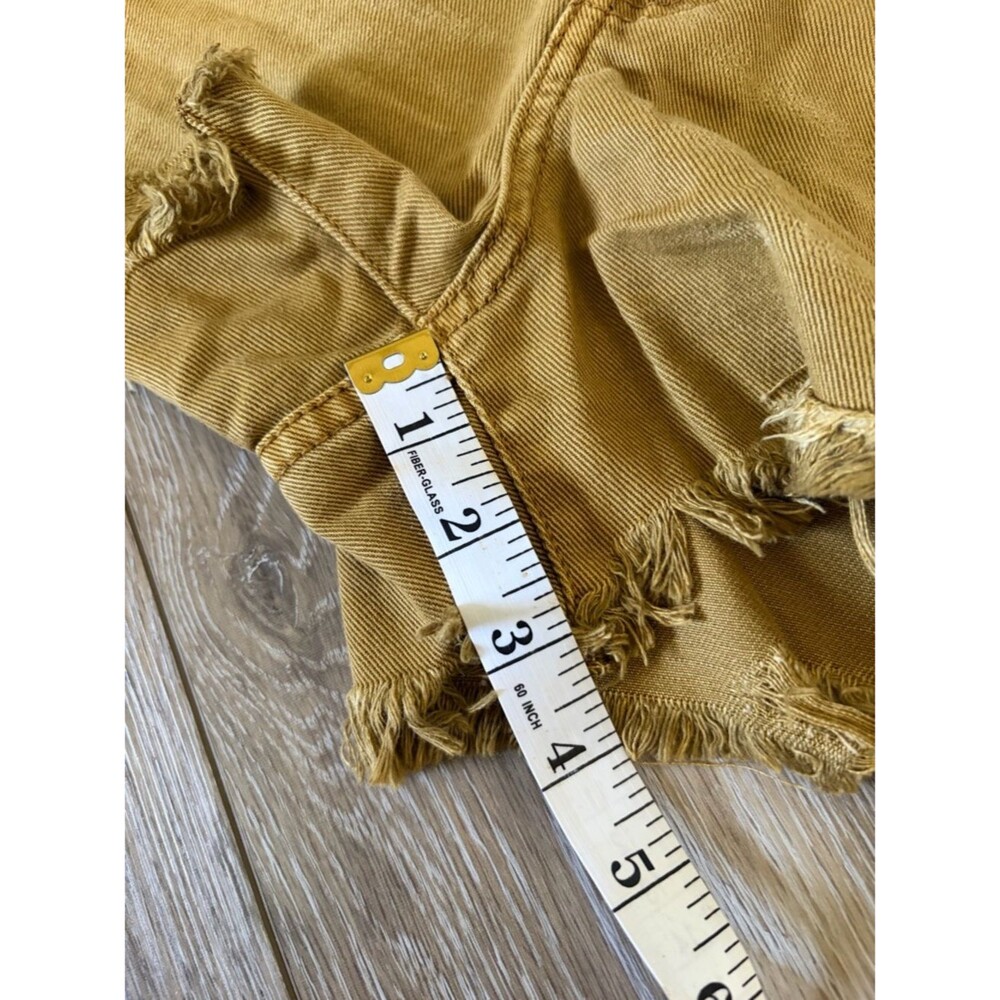 Free People Distressed Denim Shorts Size 27 - Picture 8 of 9